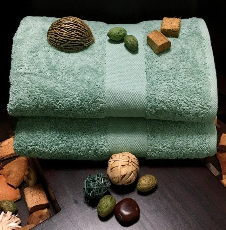 100 Egyptian Cotton Bath Towels 70x140cm Pack Of 2